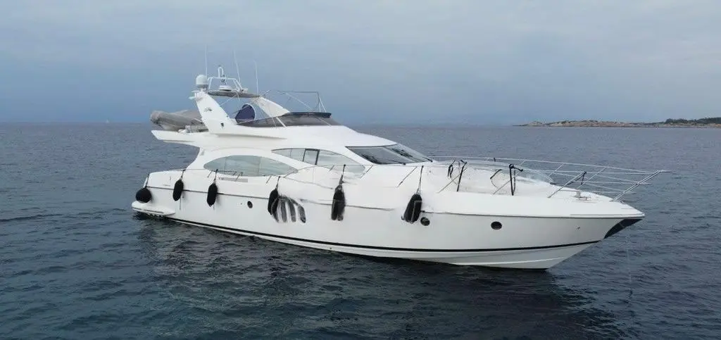 2001 Azimut 68 plus