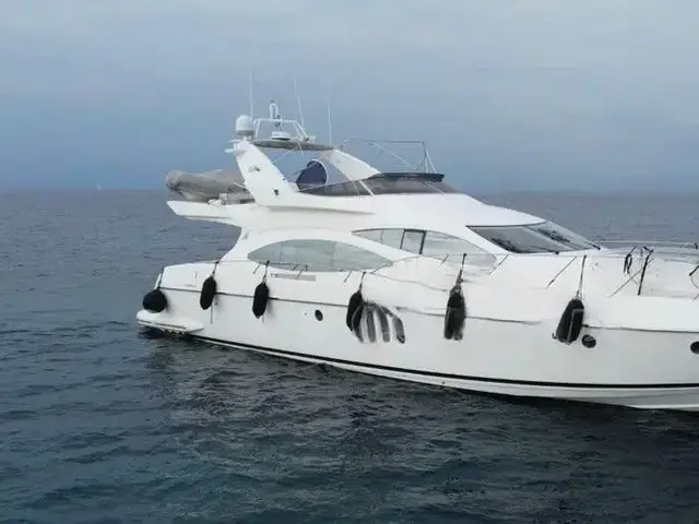 Azimut 68 Plus