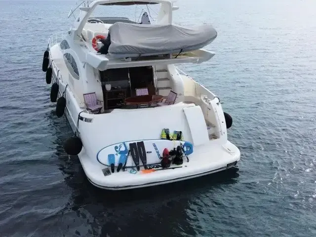 Azimut 68 Plus