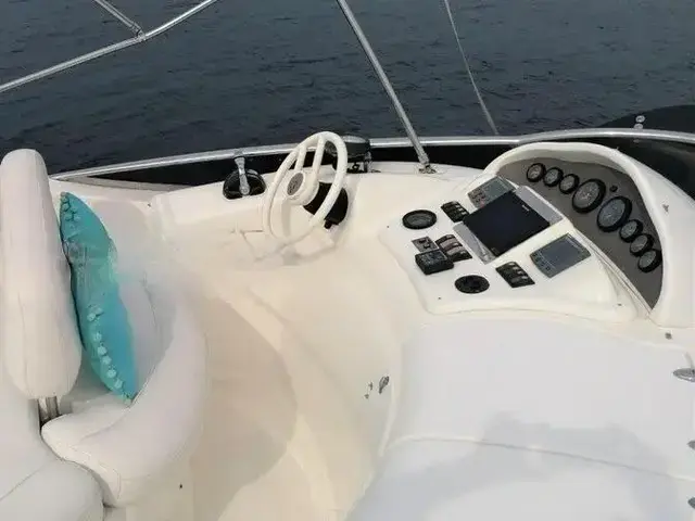 Azimut 68 Plus