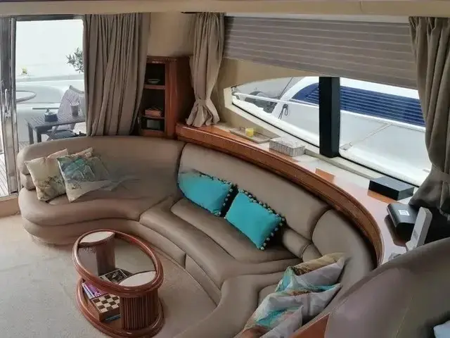 Azimut 68 Plus