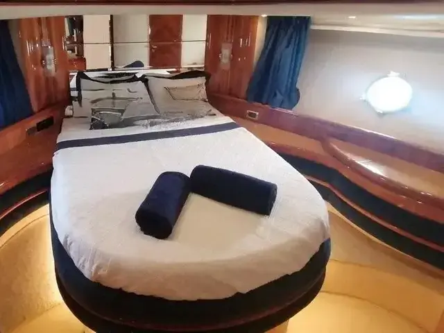 Azimut 68 Plus