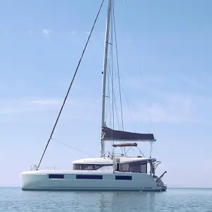 2019 Lagoon 50