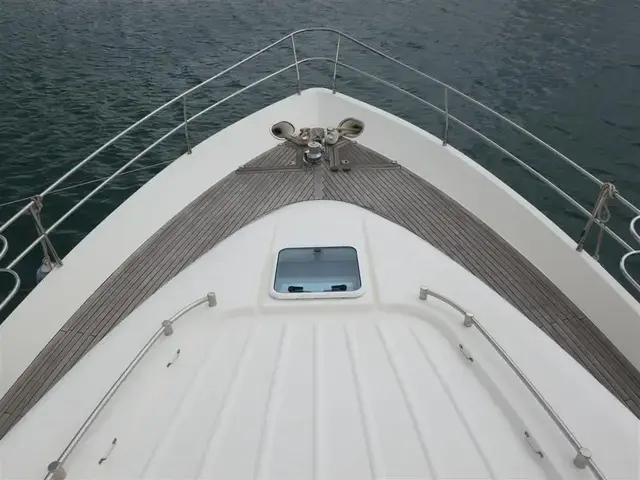 Fairline Squadron 62