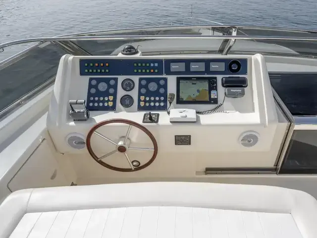 Falcon Boat 86