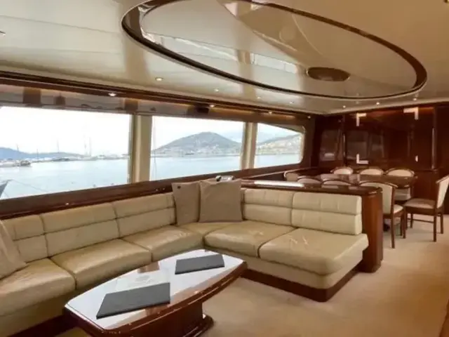 Falcon Boat 86