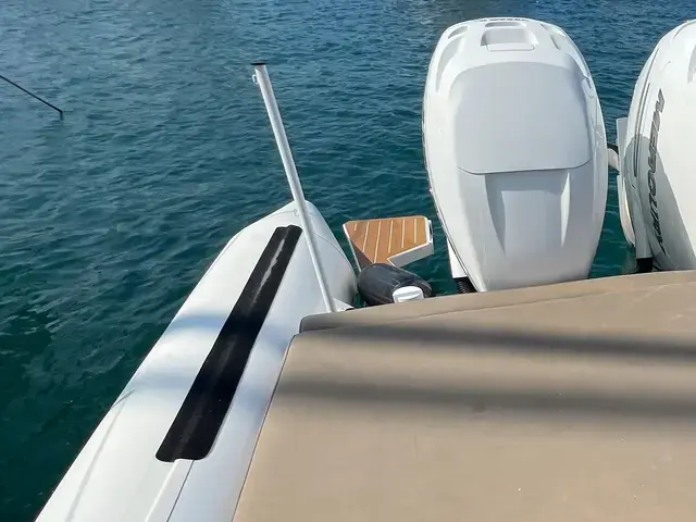 Rafnar Boats 1200 T-TOP