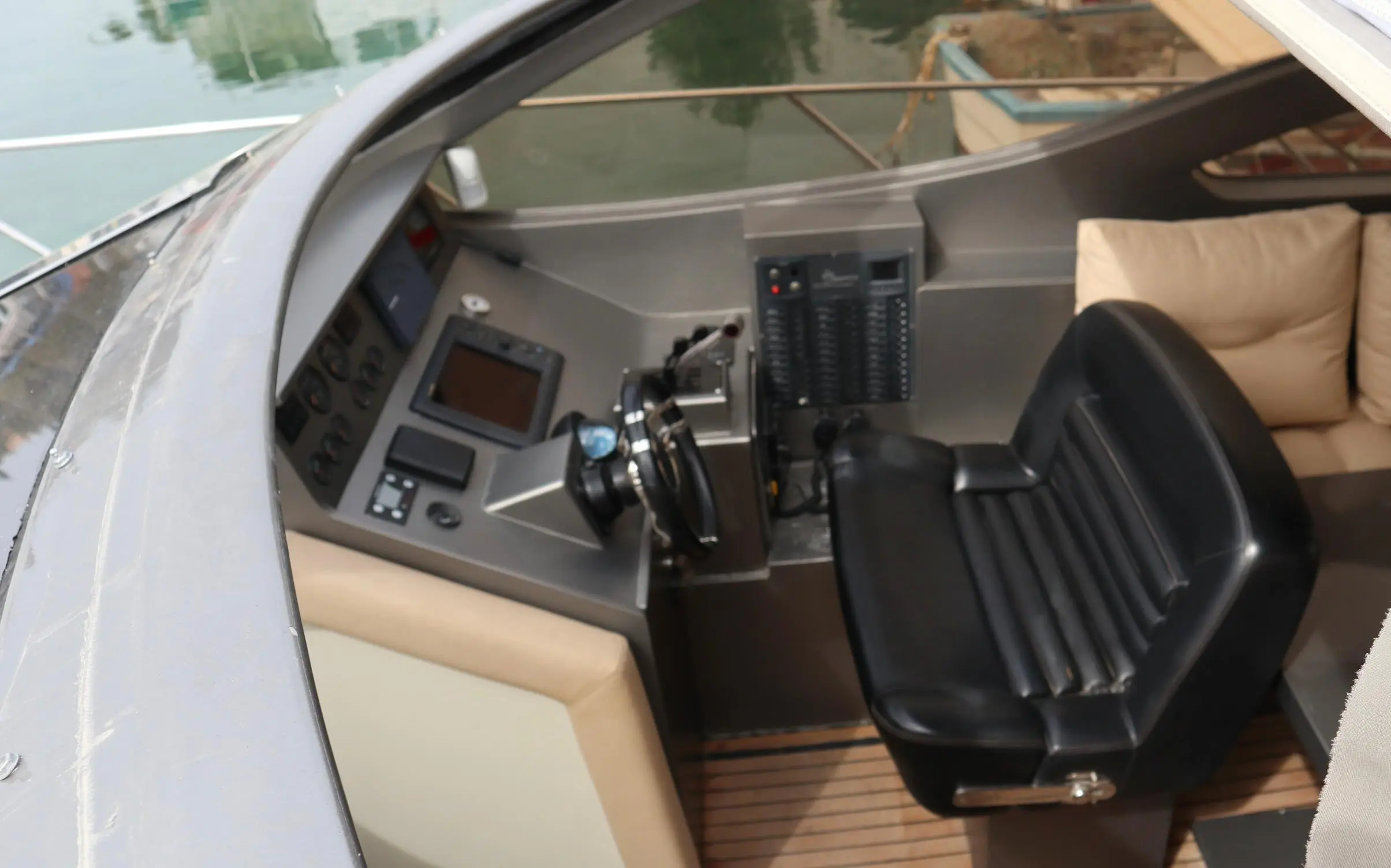 2012 Bimini 55 open