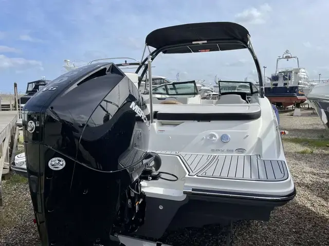 Sea Ray 210 SPOE