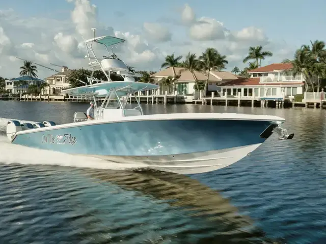 Bahama 41 Center Console