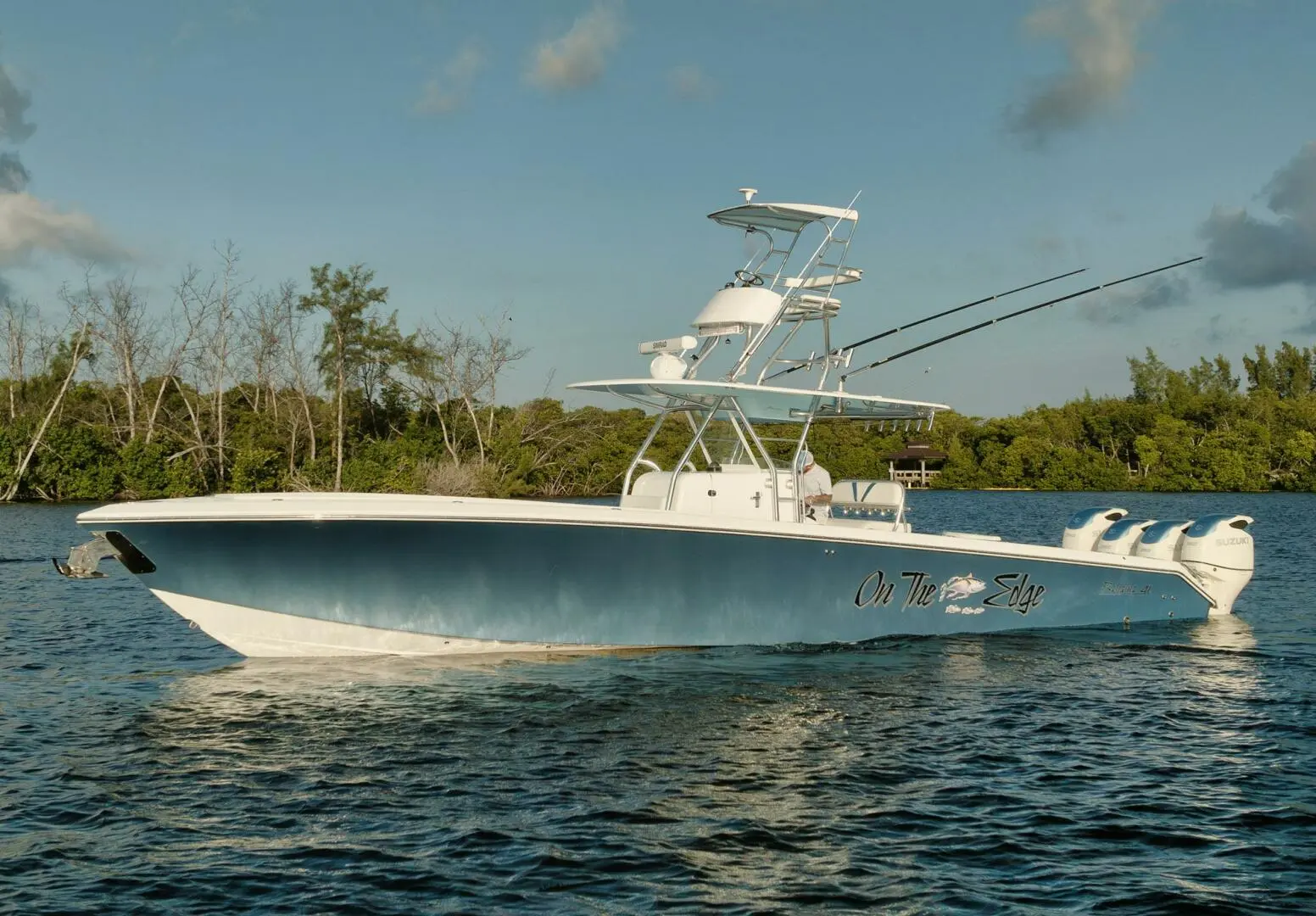 2009 Bahama 41 center console