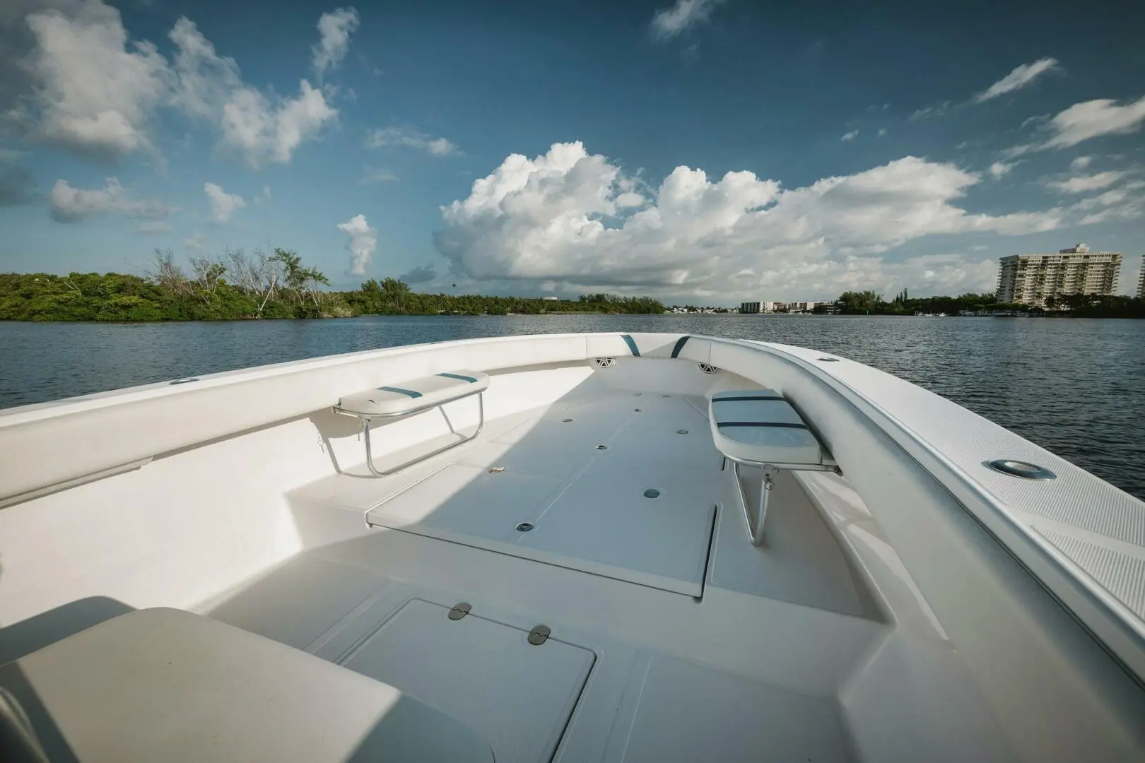 2009 Bahama 41 center console