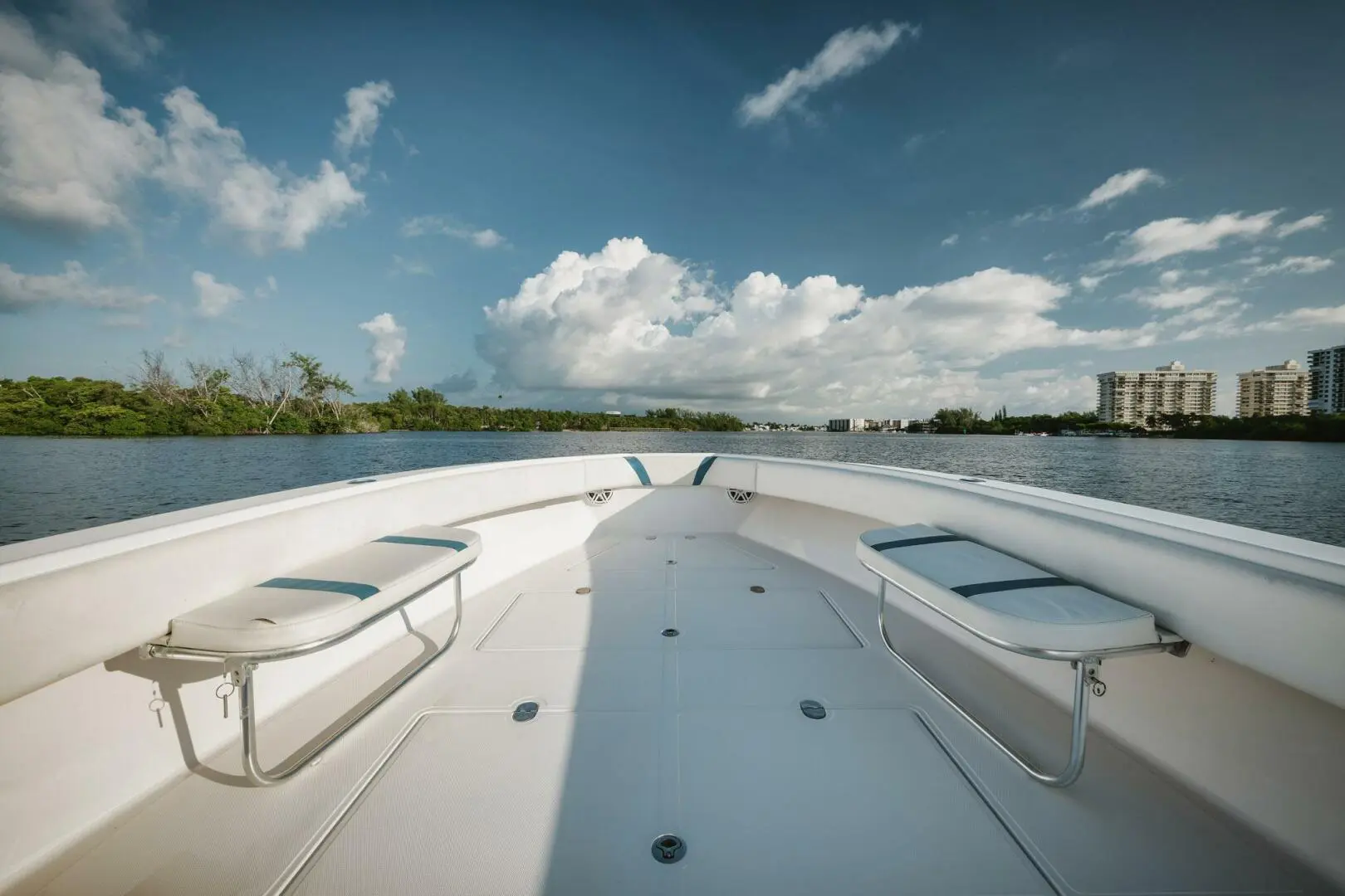 2009 Bahama 41 center console