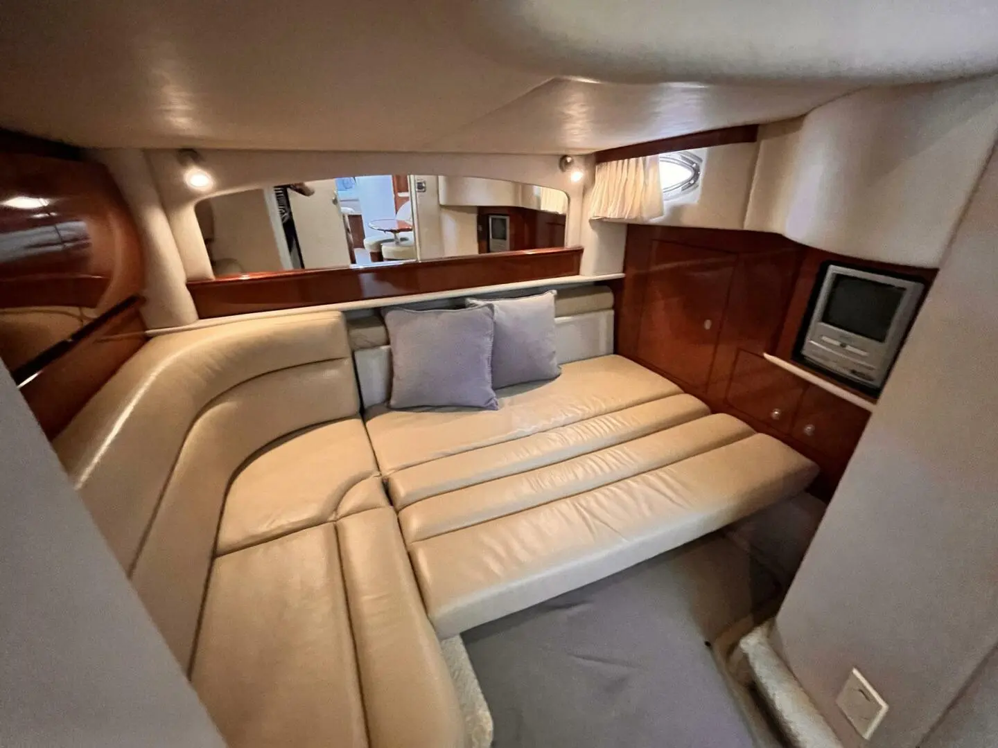 2004 Sea Ray sundancer 420