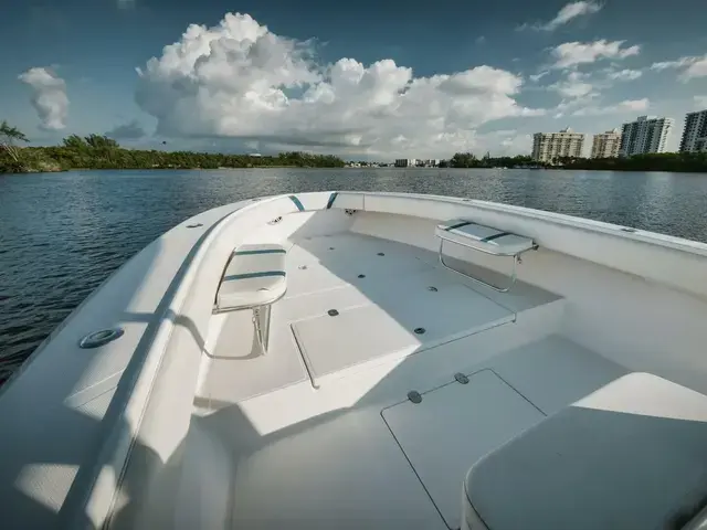 Bahama 41 Center Console