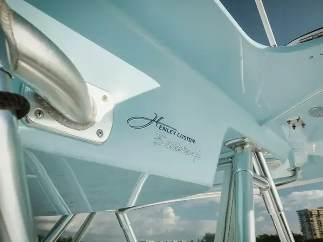 Bahama 41 Center Console