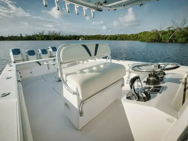 Bahama 41 Center Console