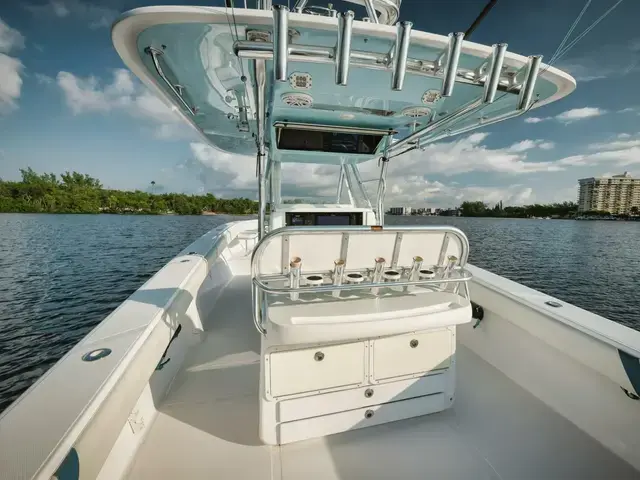 Bahama 41 Center Console