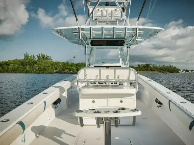 Bahama 41 Center Console