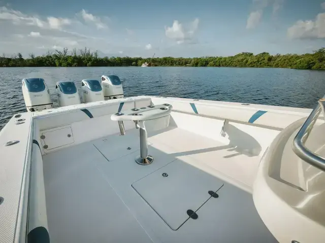 Bahama 41 Center Console