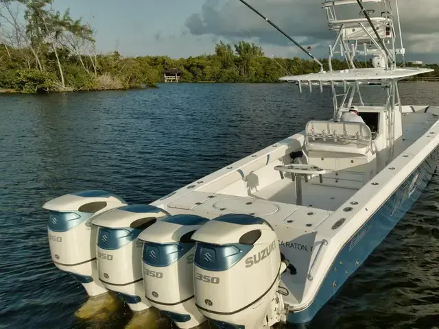 Bahama 41 Center Console