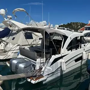 2018 Beneteau Antares 9 OB