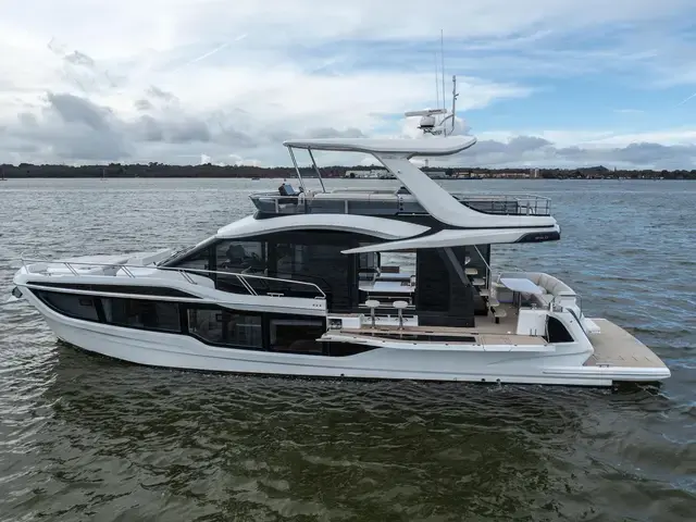 Galeon 560 Fly