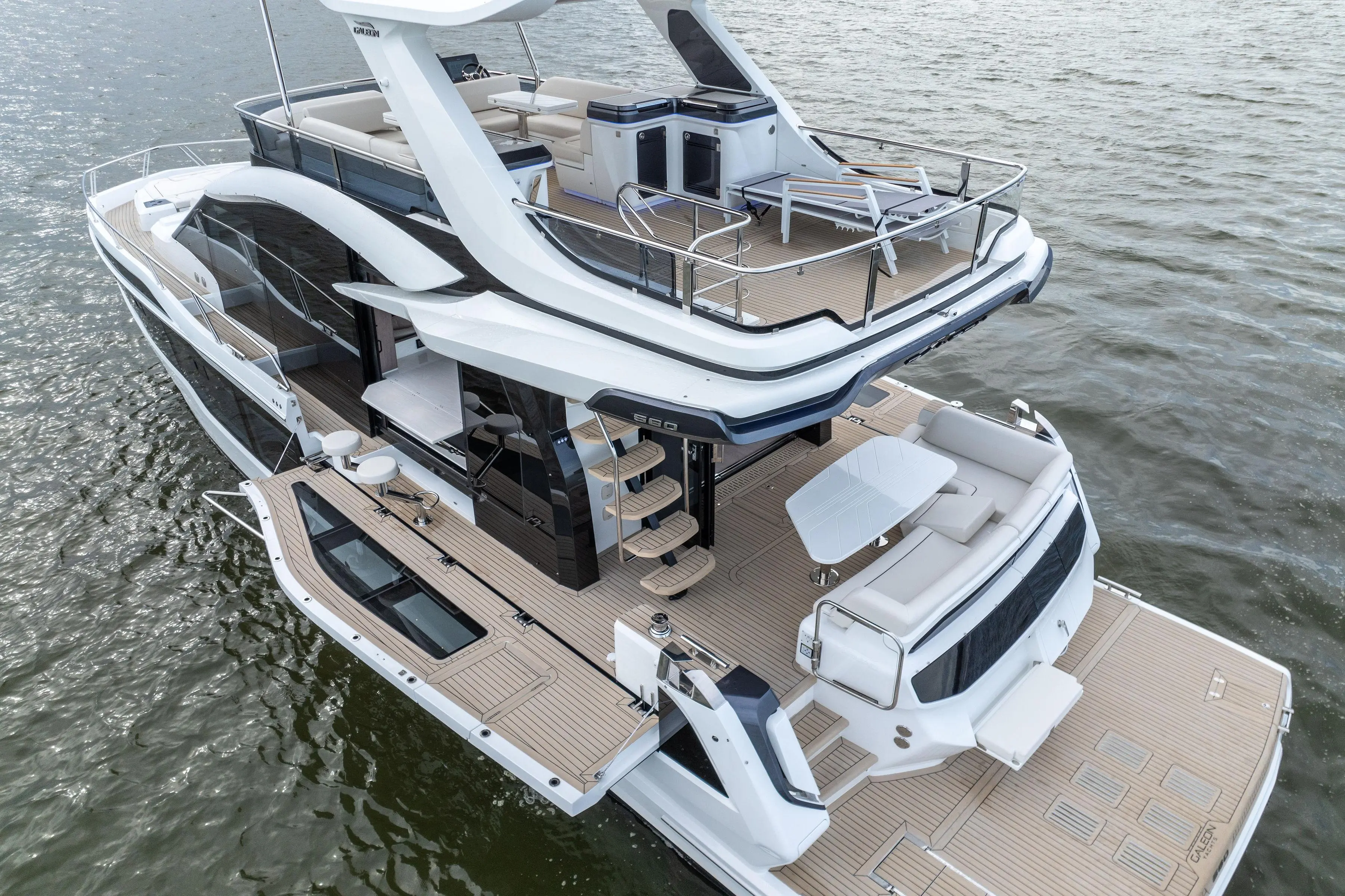 2024 Galeon 560 fly