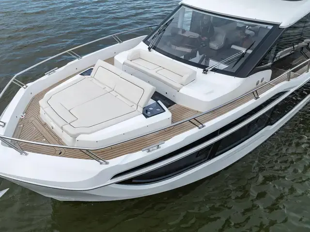 Galeon 560 Fly