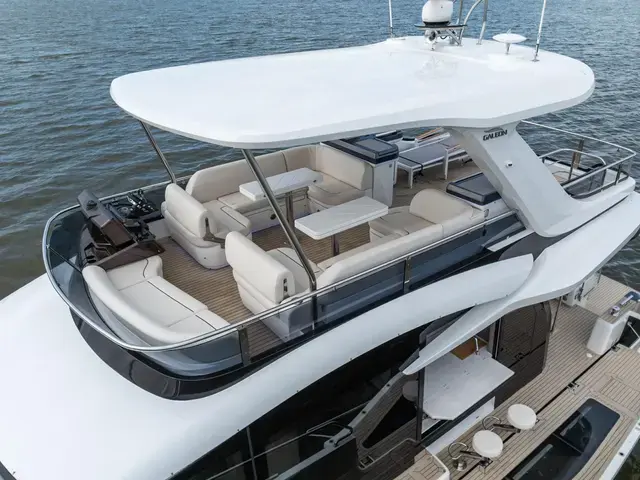 Galeon 560 Fly