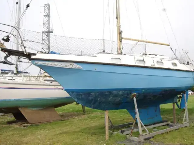 Offshore Yachts Halcyon Clipper 27