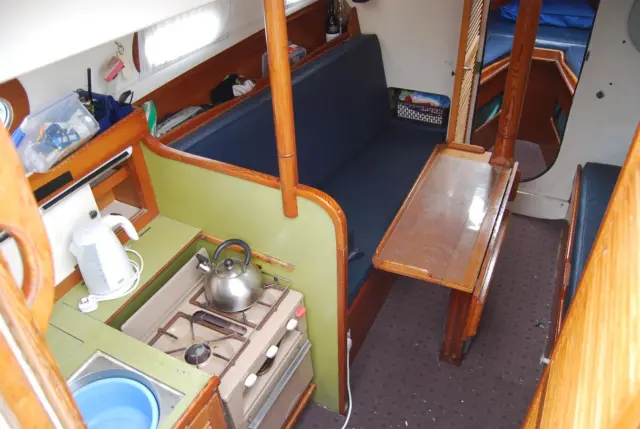 1972 Offshore halcyon clipper 27