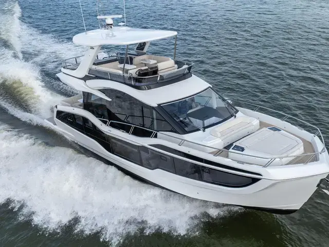 Galeon 560 Fly