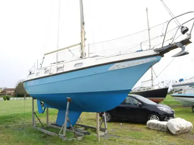 Offshore Yachts Halcyon Clipper 27