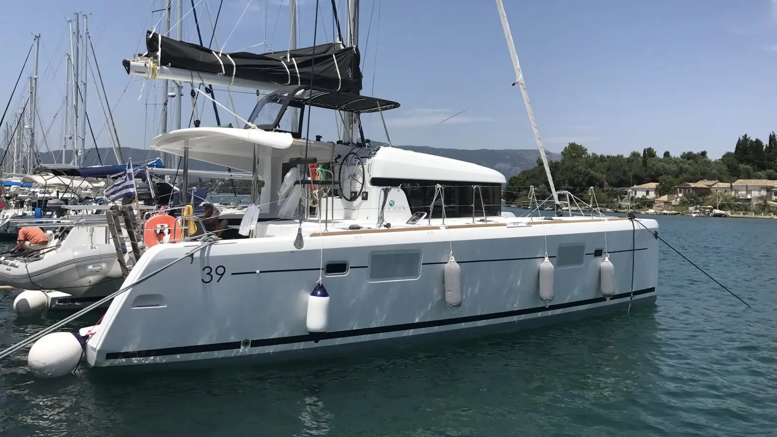 2017 Lagoon 39