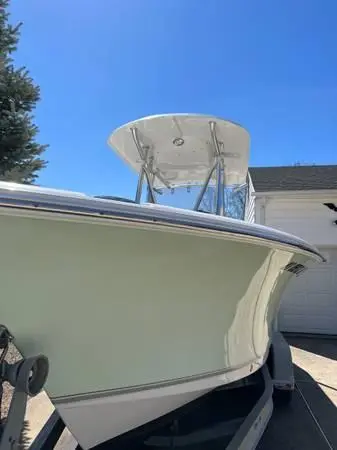 2016 Sea Hunt 225 ultra