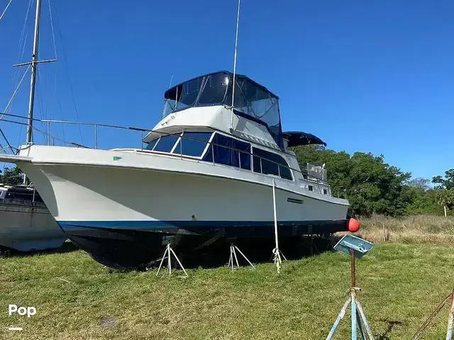 Ocean Yachts 40+2 Flying Bridge Trawler