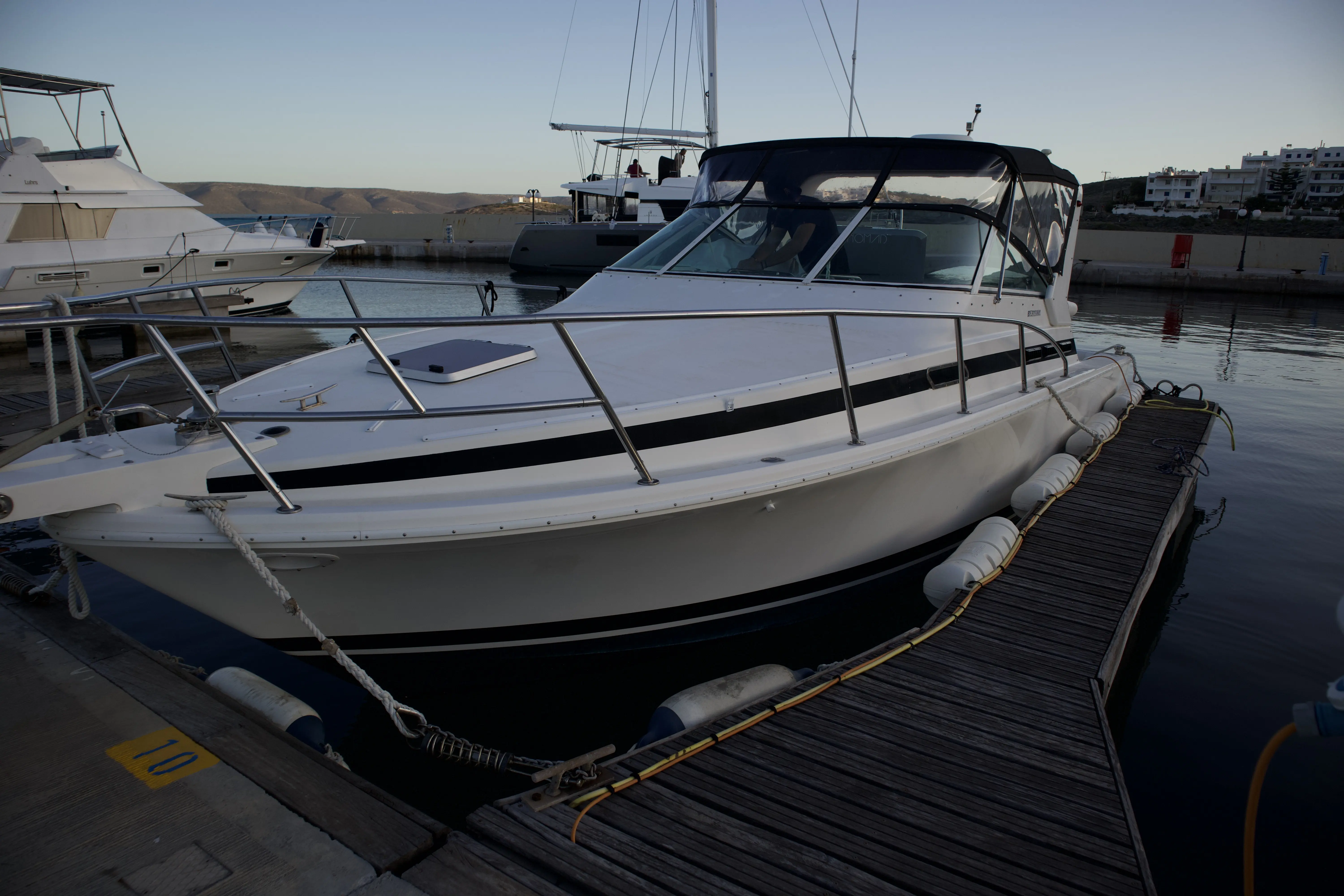 1994 Bertram 30 moppie