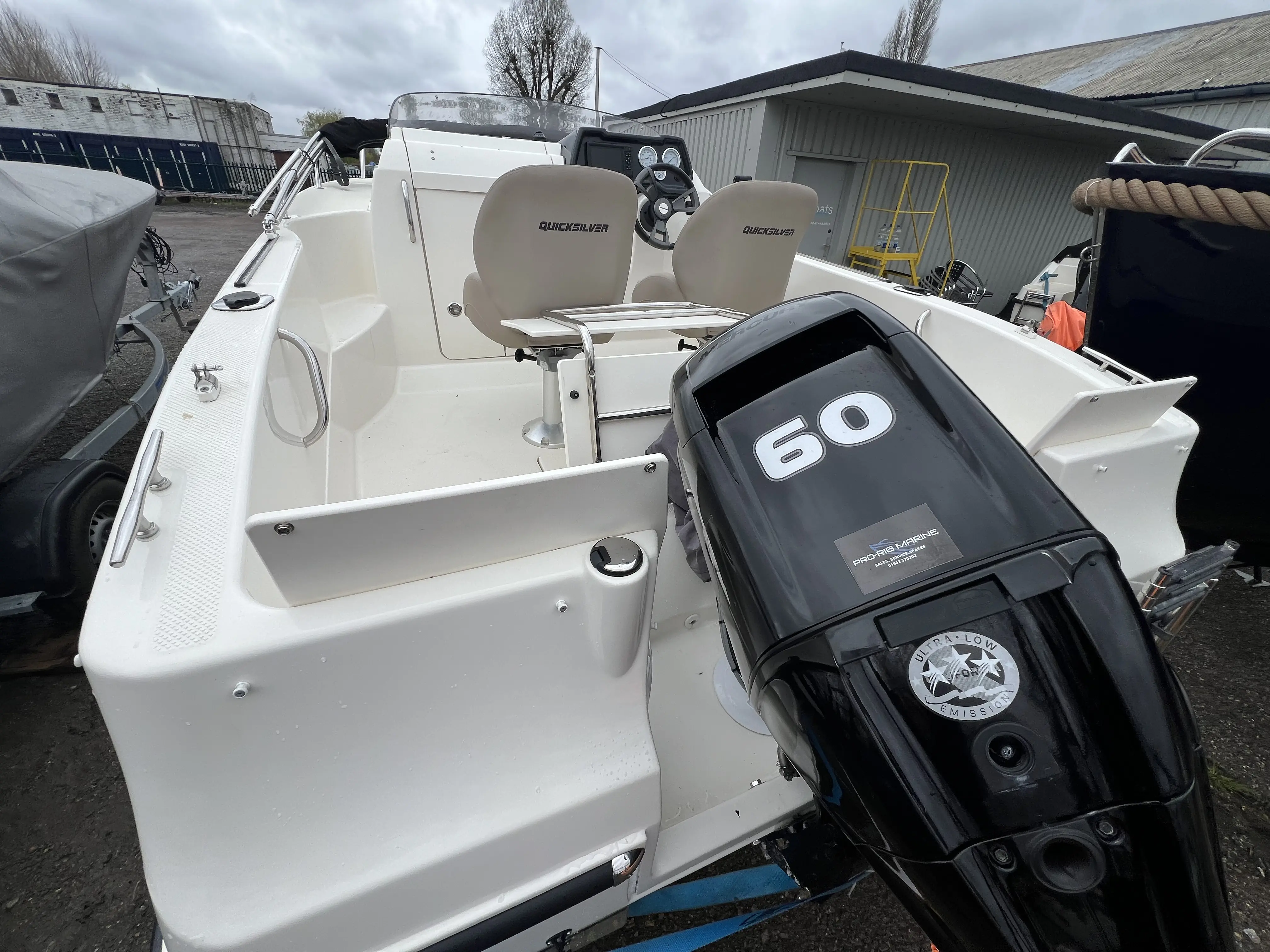 2017 Quicksilver 455 activ cabin