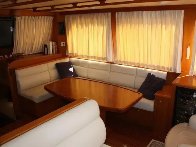 Trader 535 Signature