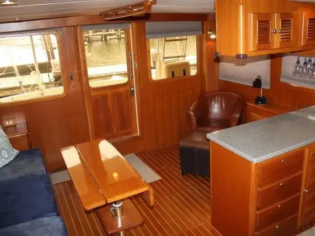 North Pacific 43 Pilothouse