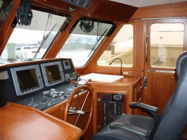 North Pacific 43 Pilothouse