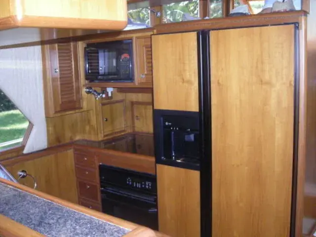 Offshore Yachts Raised Pilothouse