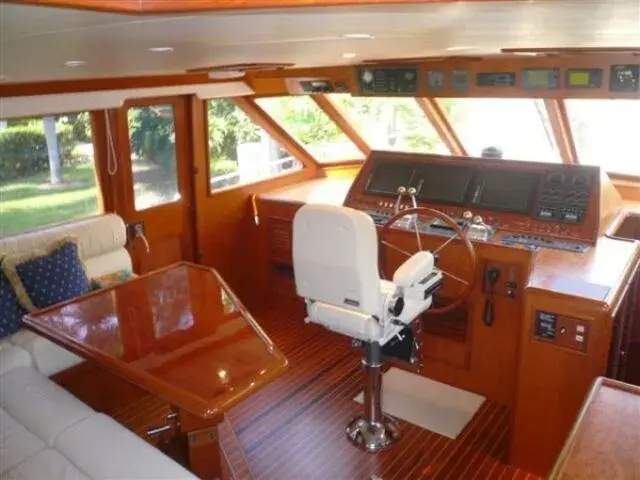 Offshore Yachts Raised Pilothouse