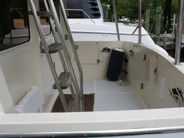 North Pacific 43 Pilothouse