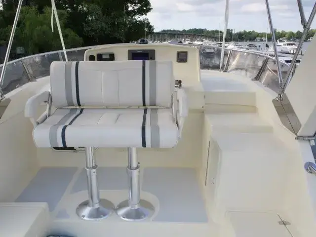 North Pacific 43 Pilothouse