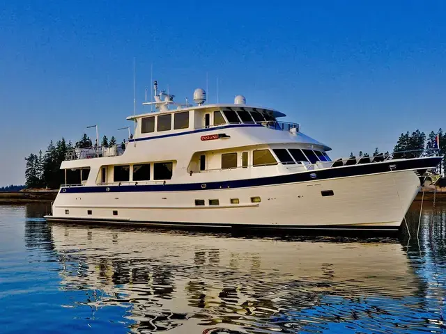 Outer Reef 860 Deluxbridge Motoryacht