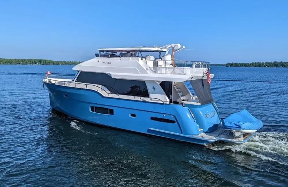 2018 Outer Reef 620