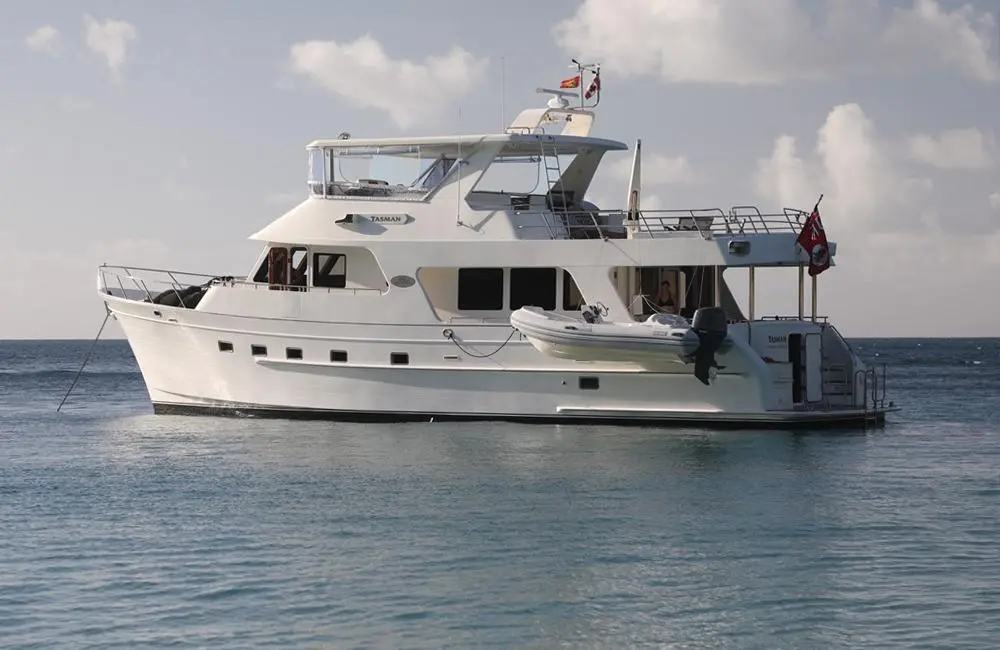 2006 Outer Reef 650 motoryacht