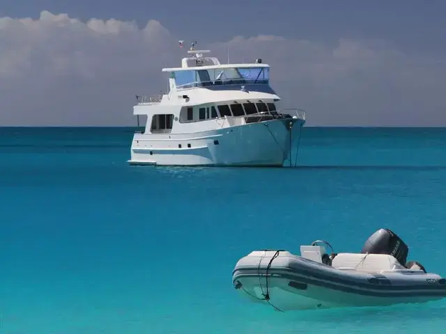 Outer Reef 650 Motoryacht